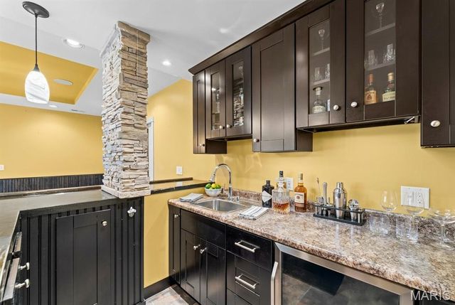 125 Gardner Place, St Charles, MO 63301