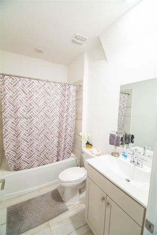 2348 SE 12th Ct, Homestead, FL 33035