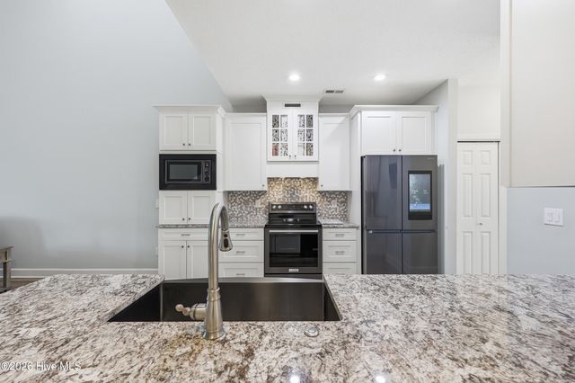 116 Freeboard Lane, Carolina Shores, NC 28467
