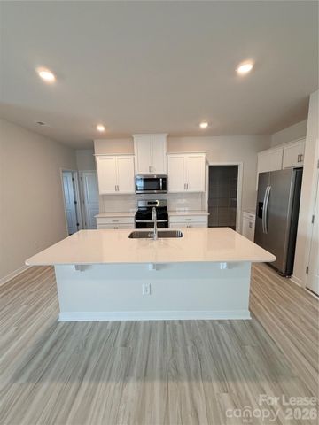 12036 Zazu Way, Charlotte, NC 28215