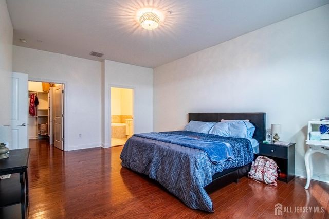 2360 Route 33 301, Robbinsville, NJ 08691