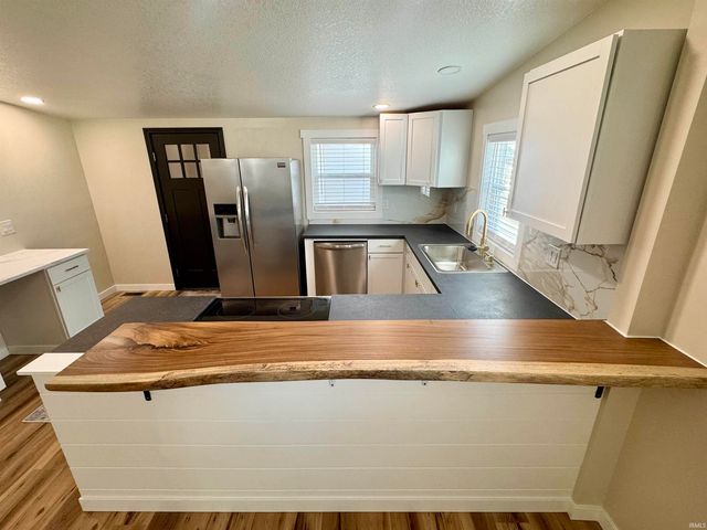 903 S Water Street, Jonesboro, IN 46938