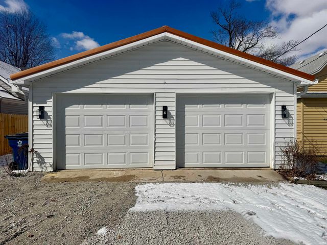 903 S Water Street, Jonesboro, IN 46938