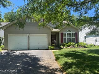 6 Morning Glory Court, Brick, NJ 08724