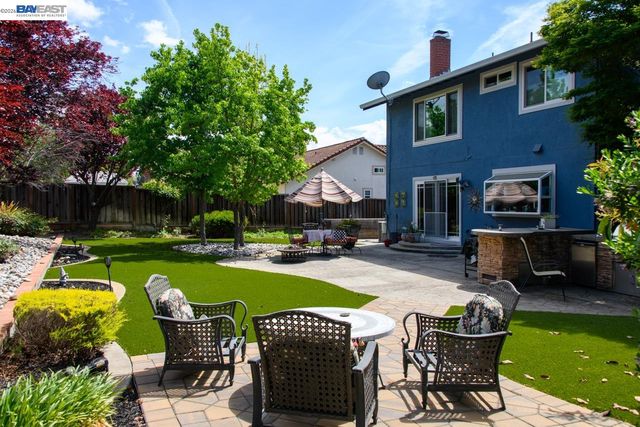 466 Crystalline Dr, Fremont, CA 94539