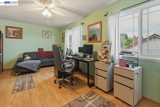 466 Crystalline Dr, Fremont, CA 94539