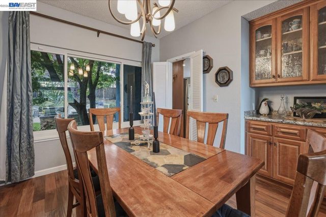 466 Crystalline Dr, Fremont, CA 94539