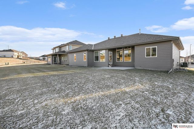 10017 S 181st Street, Omaha, NE 68136