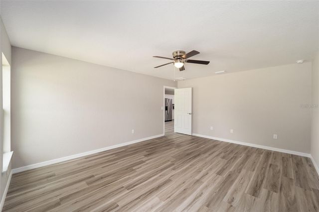16352 SE 84TH TERRACE, Summerfield, FL 34491