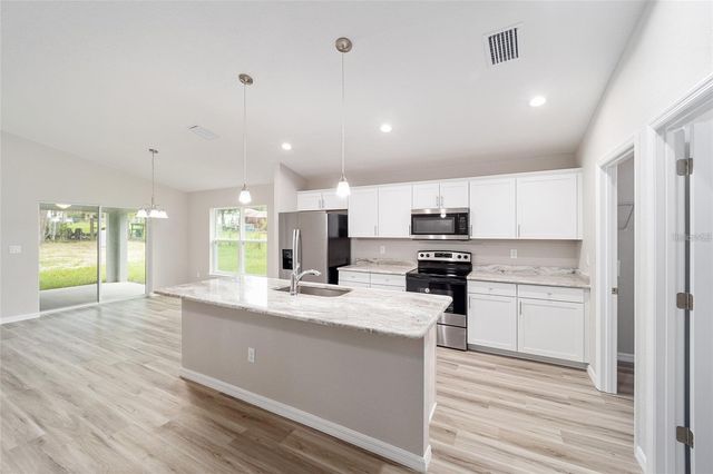 16352 SE 84TH TERRACE, Summerfield, FL 34491