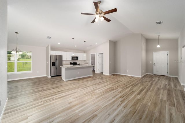 16352 SE 84TH TERRACE, Summerfield, FL 34491