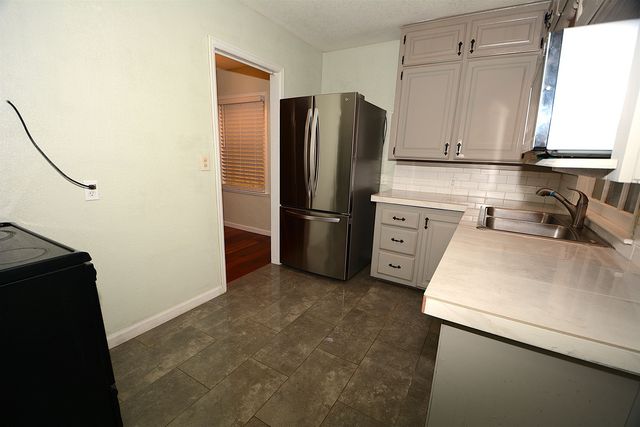 1838 N Green St, Wichita, KS 67214