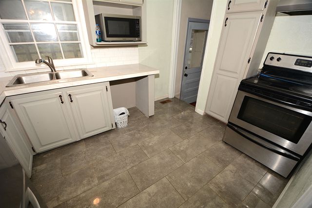 1838 N Green St, Wichita, KS 67214