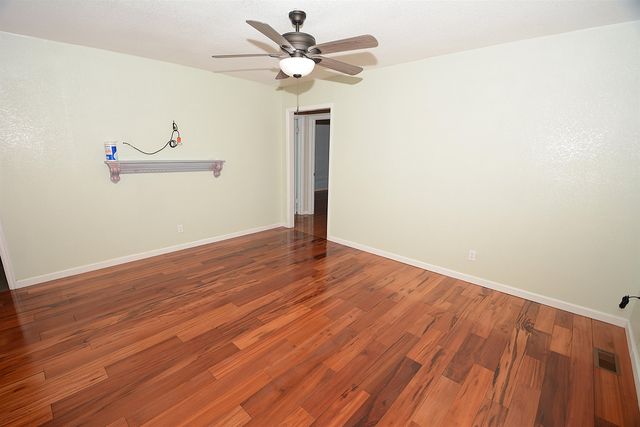 1838 N Green St, Wichita, KS 67214