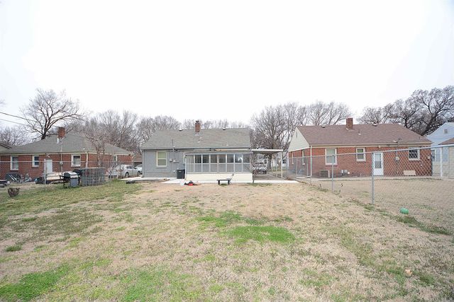 1838 N Green St, Wichita, KS 67214