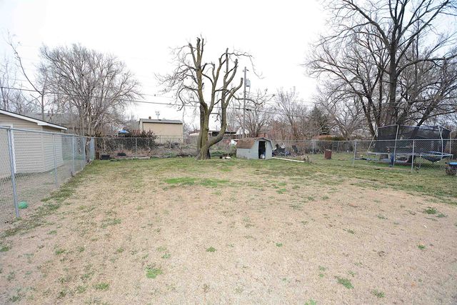 1838 N Green St, Wichita, KS 67214