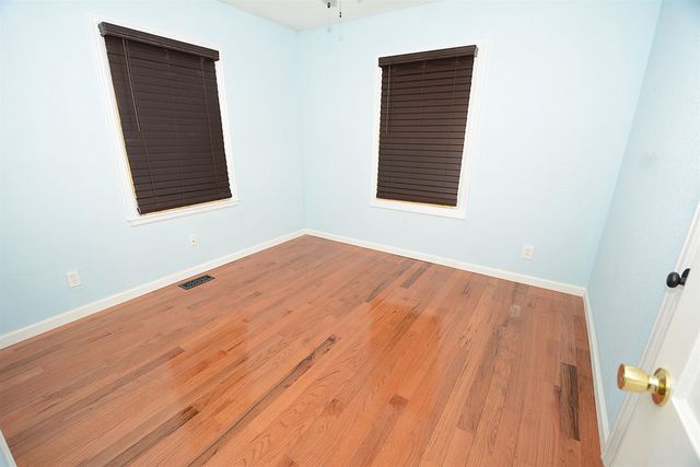 1838 N Green St, Wichita, KS 67214