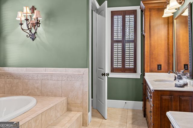 8817 Highway 100, Hogansville, GA 30230