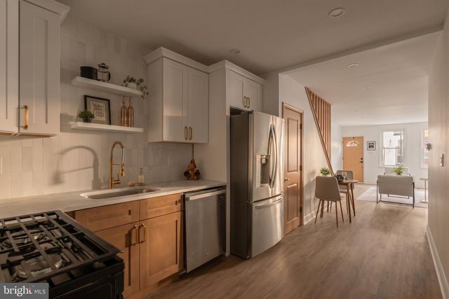 2642 CEDAR ST, Philadelphia, PA 19125