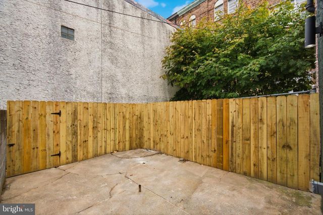 2642 CEDAR ST, Philadelphia, PA 19125