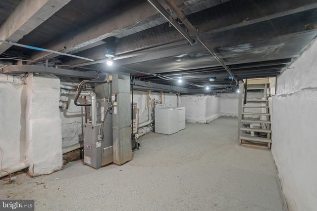 2642 CEDAR ST, Philadelphia, PA 19125