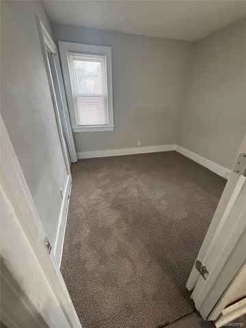 19209 Helen Street, Detroit, MI 48234