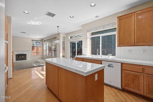 4832 Mascagni Street, Ventura, CA 93003