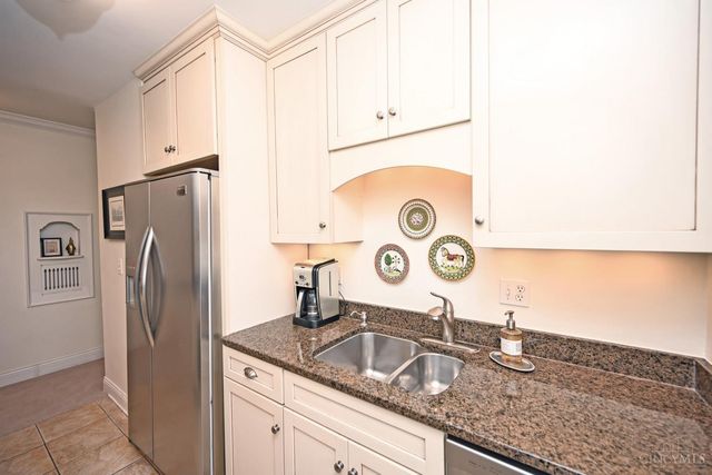 3425 Berry Avenue, Cincinnati, OH 45208