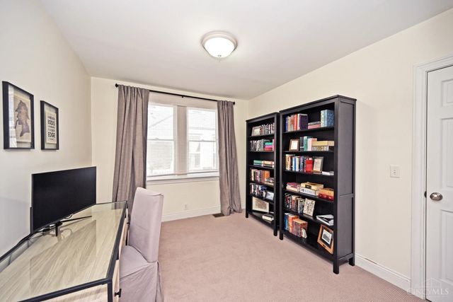 3425 Berry Avenue, Cincinnati, OH 45208