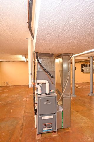 3425 Berry Avenue, Cincinnati, OH 45208