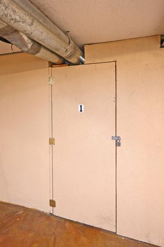 3425 Berry Avenue, Cincinnati, OH 45208