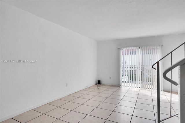 8650 SW 67th Ave 1025, Pinecrest, FL 33156