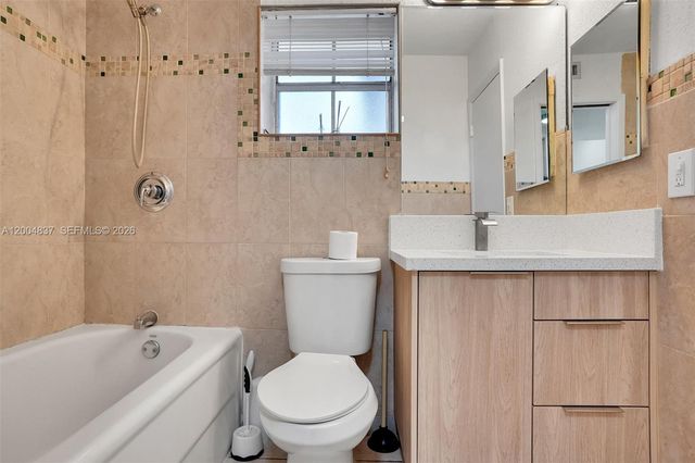 8650 SW 67th Ave 1025, Pinecrest, FL 33156