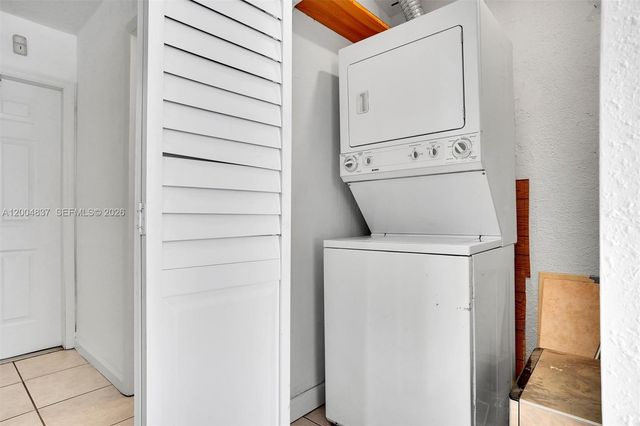 8650 SW 67th Ave 1025, Pinecrest, FL 33156