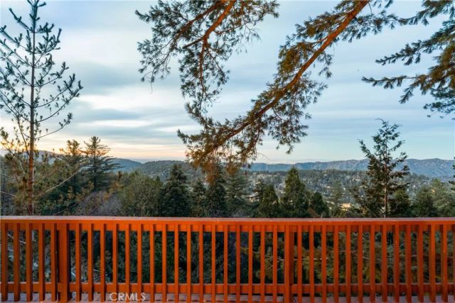 24032 Skyland, Crestline, CA 92325