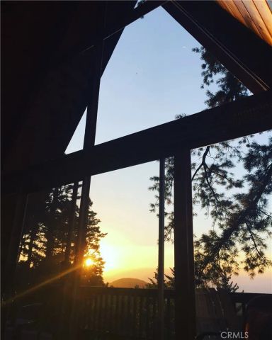 24032 Skyland, Crestline, CA 92325