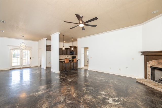 3561 W Providence Drive, Fayetteville, AR 72704