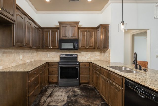 3561 W Providence Drive, Fayetteville, AR 72704