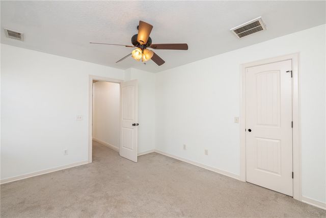 3561 W Providence Drive, Fayetteville, AR 72704