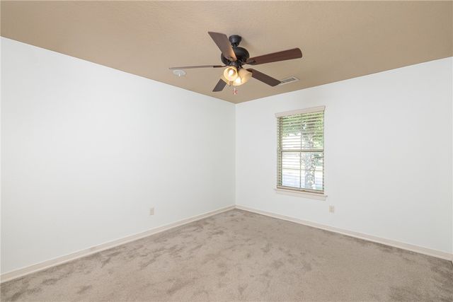 3561 W Providence Drive, Fayetteville, AR 72704
