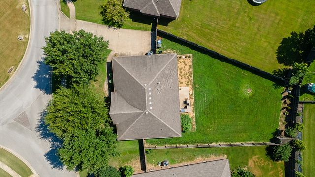 3561 W Providence Drive, Fayetteville, AR 72704