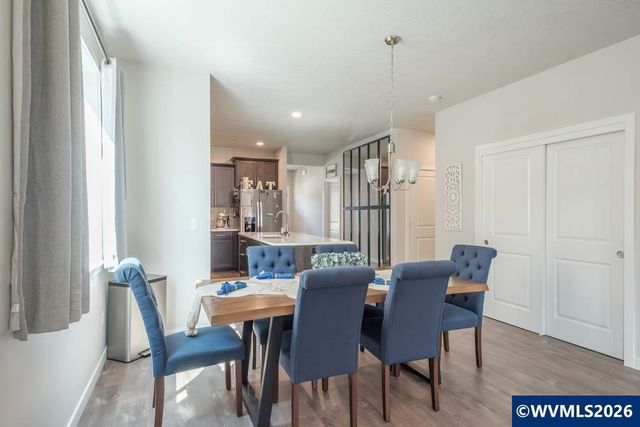 1438 45th Av, Sweet Home, OR 97386