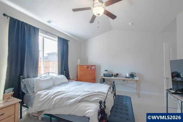 1438 45th Av, Sweet Home, OR 97386