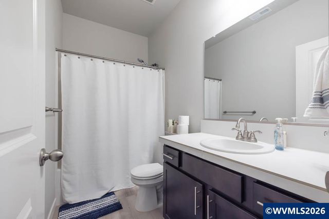 1438 45th Av, Sweet Home, OR 97386