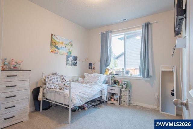 1438 45th Av, Sweet Home, OR 97386