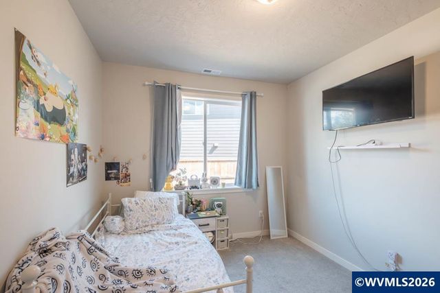 1438 45th Av, Sweet Home, OR 97386