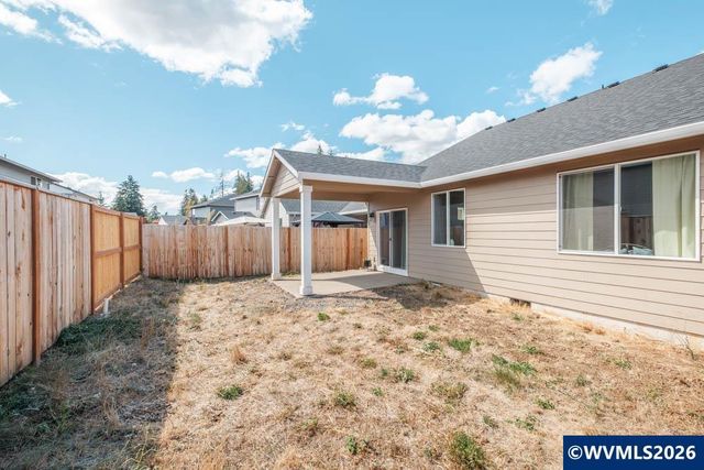 1438 45th Av, Sweet Home, OR 97386
