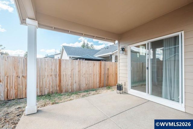 1438 45th Av, Sweet Home, OR 97386