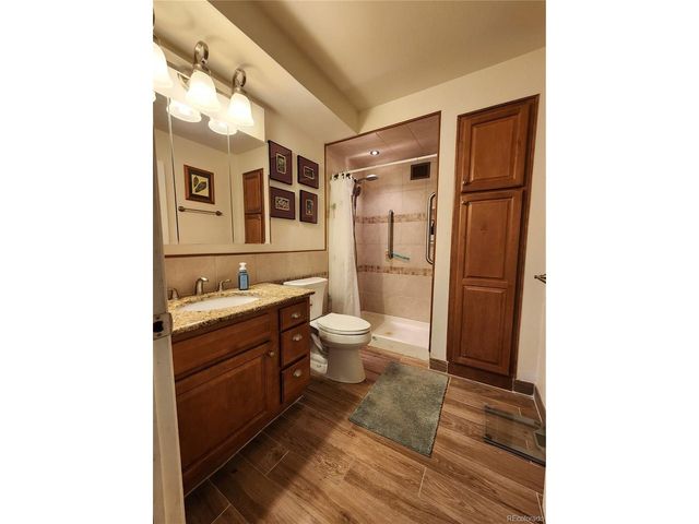 610 S Clinton St 4A, Denver, CO 80247