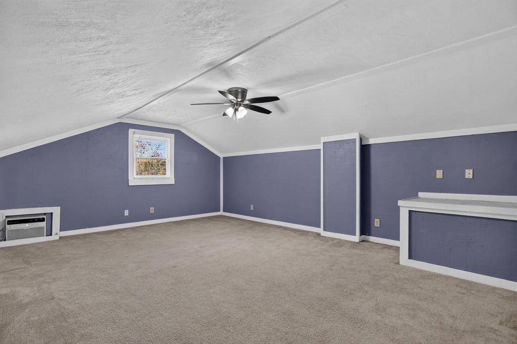 Image 18 of property listing at 295 Forest Circle, Summerville, SC 29483
